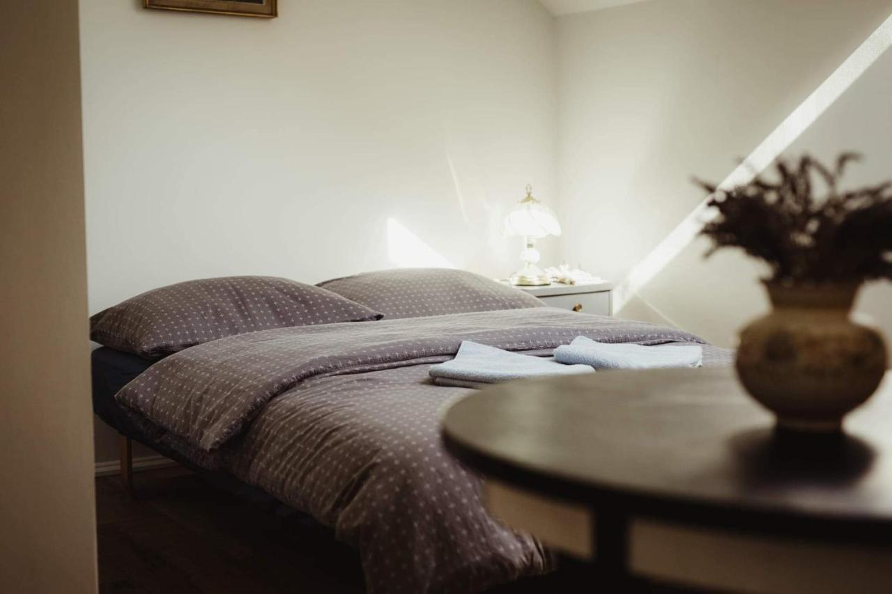 Lawendowa Stajnia Bed and Breakfast Lwowek Slaski Buitenkant foto
